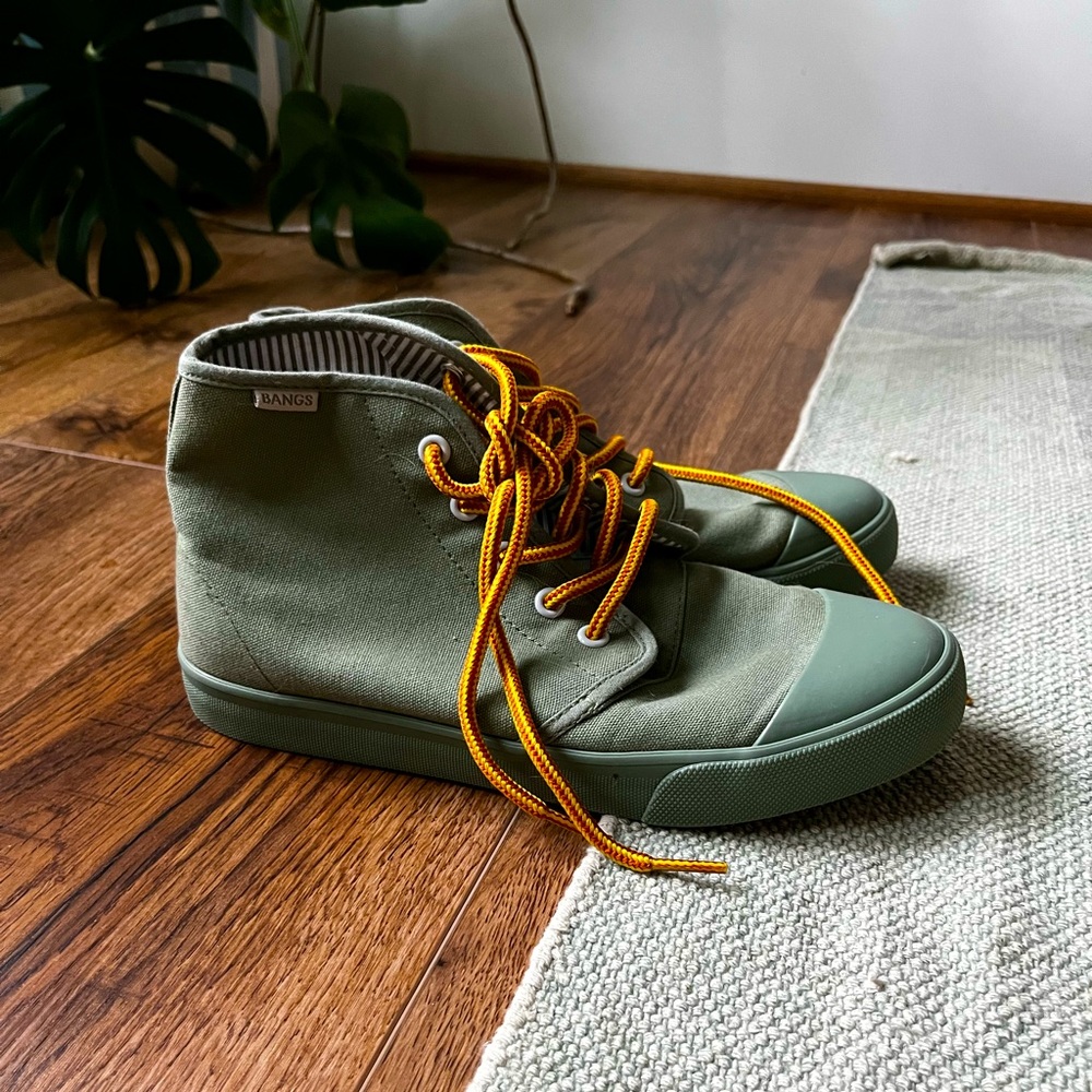 Green Bangs Shoes